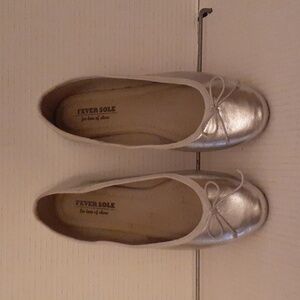 Fever Sole women's slip-on flat